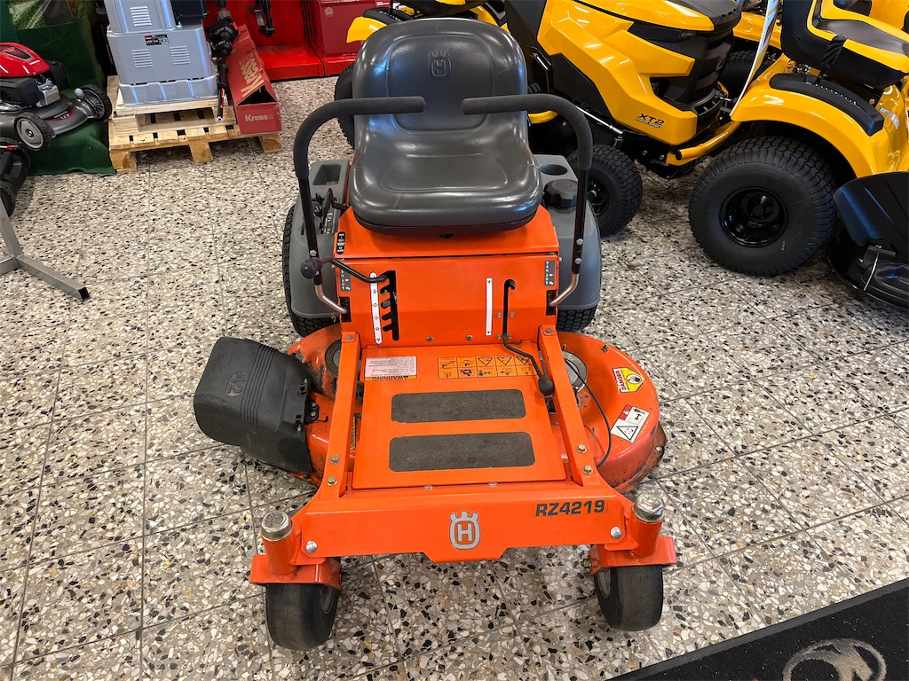 Husqvarna RZ4219 - Cortacésped: foto 2 Husqvarna RZ4219 - Cortacésped: foto 2