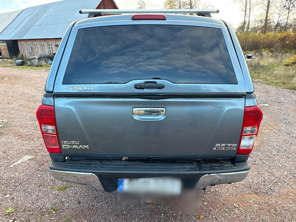 ISUZU ATFS - Pick-up: foto 4 ISUZU ATFS - Pick-up: foto 4