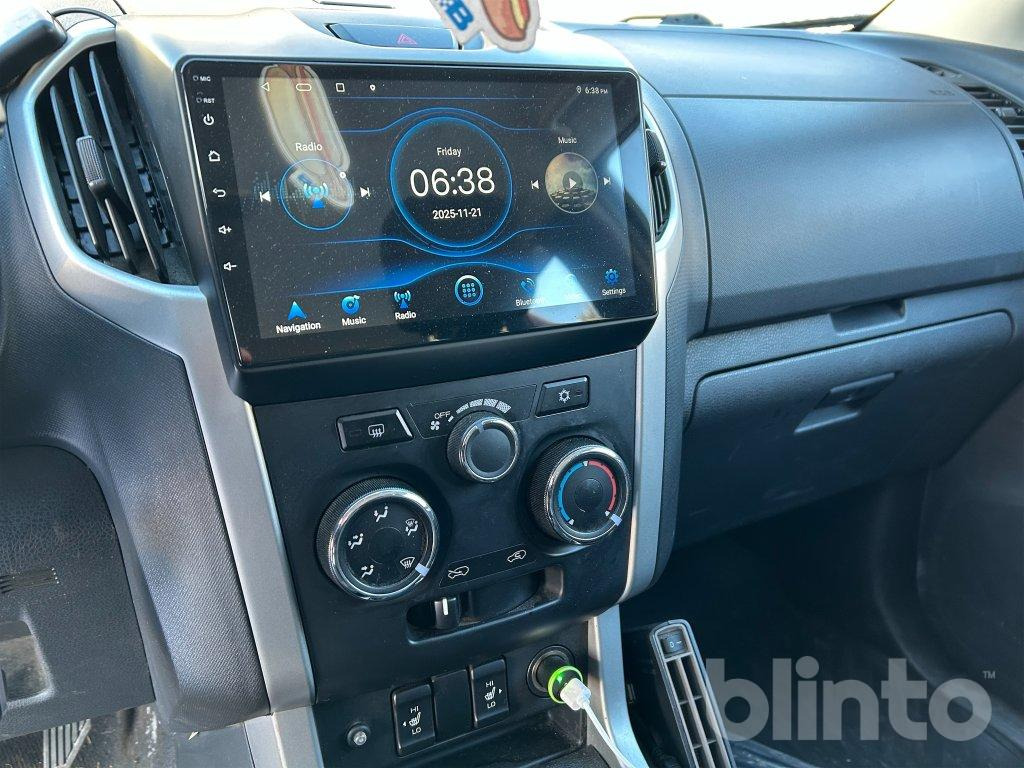 Pick-up ISUZU D-MAX: foto 26