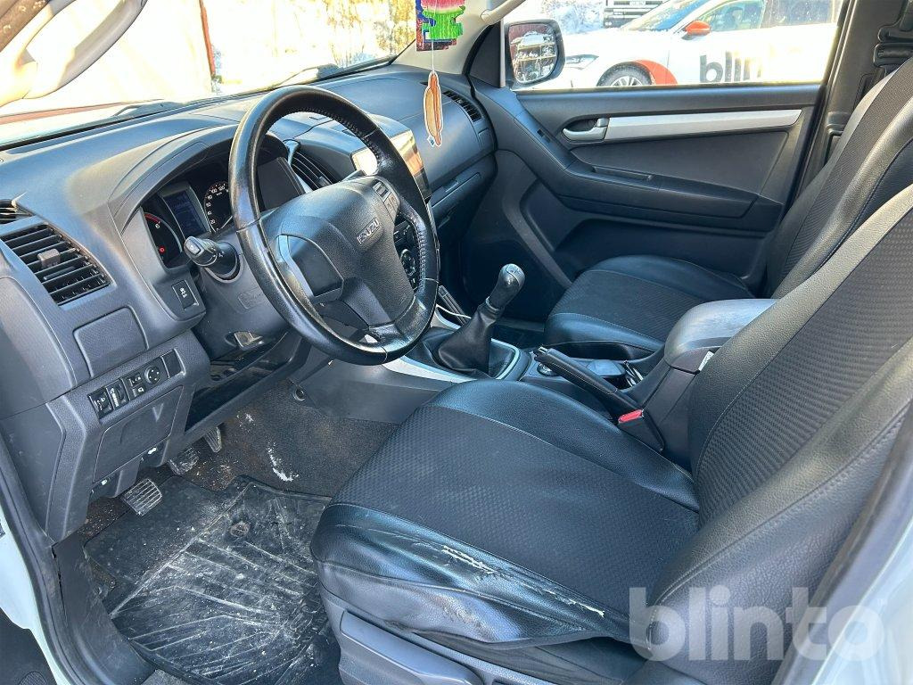 Pick-up ISUZU D-MAX: foto 21