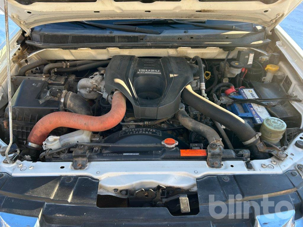 Pick-up ISUZU D-MAX: foto 36