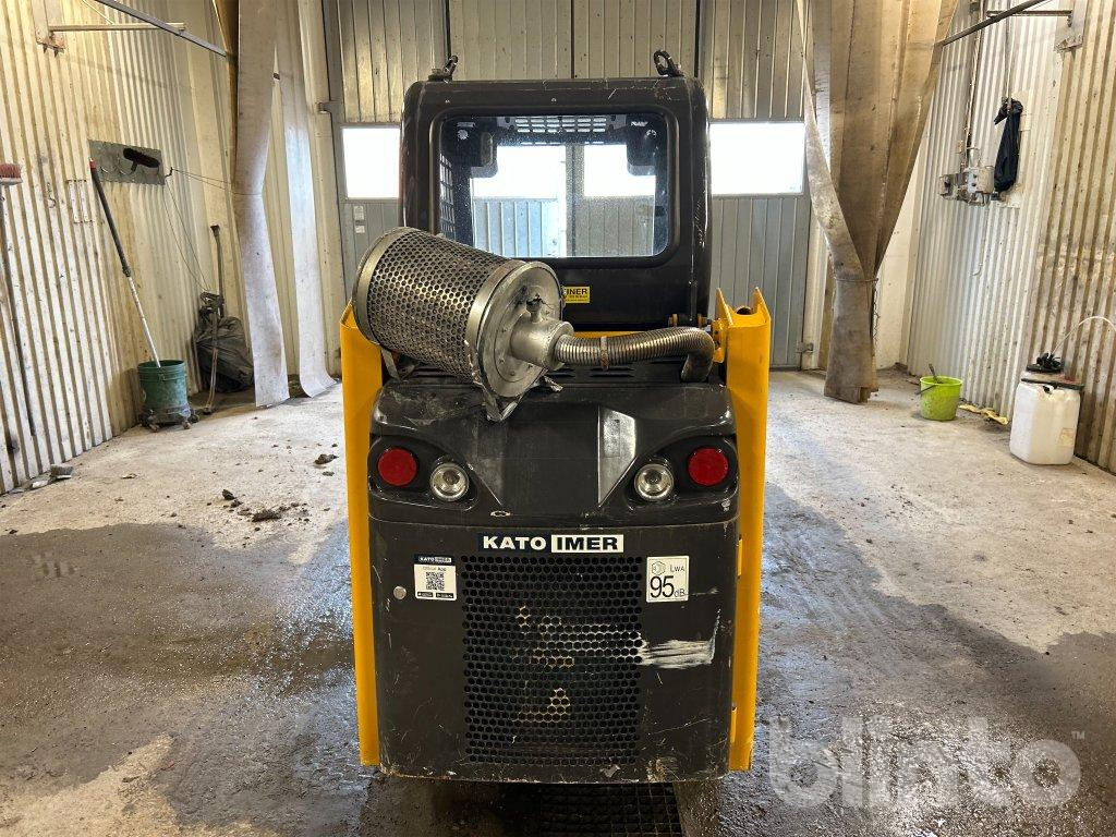 KATO IMER AS12 - Minicargadora: foto 4 KATO IMER AS12 - Minicargadora: foto 4