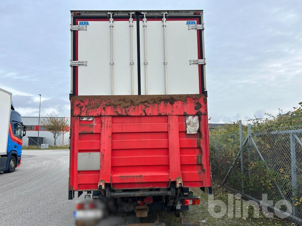 MERCEDES-BENZ 963-0-C - Camión caja cerrada: foto 5 MERCEDES-BENZ 963-0-C - Camión caja cerrada: foto 5