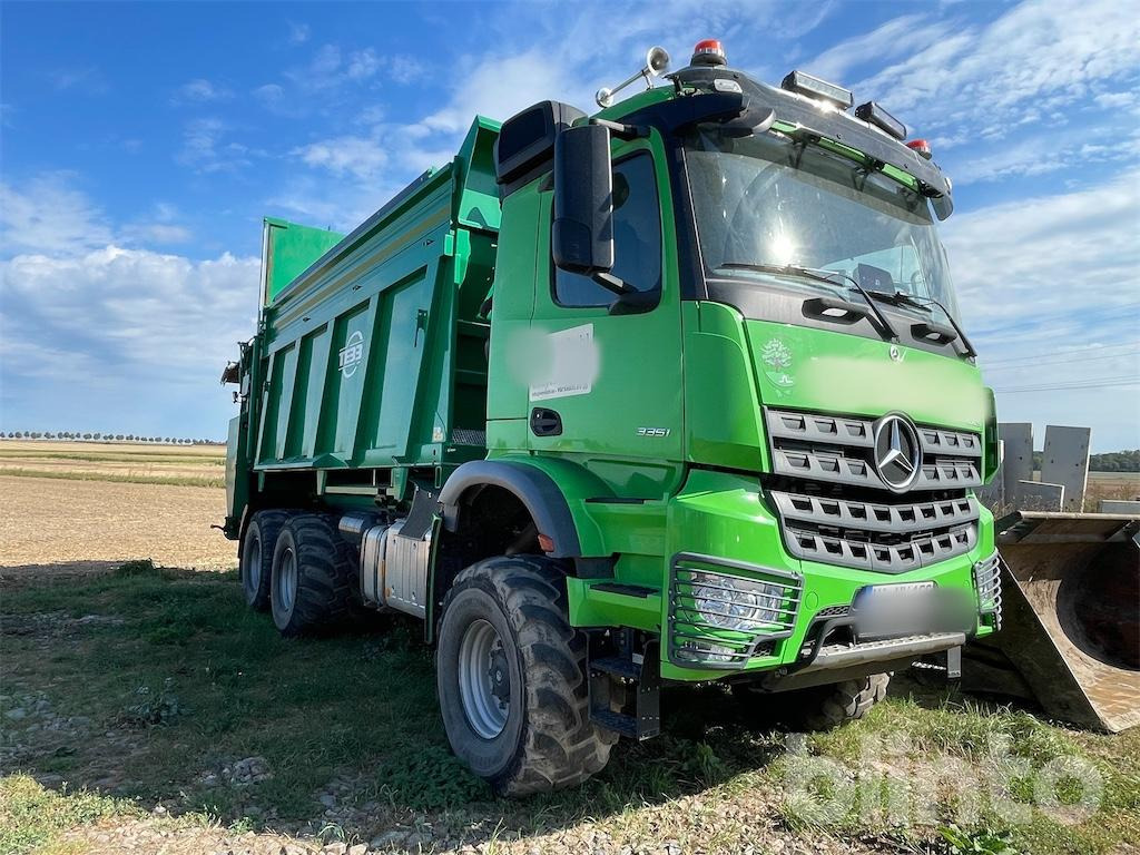 Mercedes Benz AROCS 3351 AK (2020) mit TEBBE Aufbau - Camión de basura: foto 2 Mercedes Benz AROCS 3351 AK (2020) mit TEBBE Aufbau - Camión de basura: foto 2