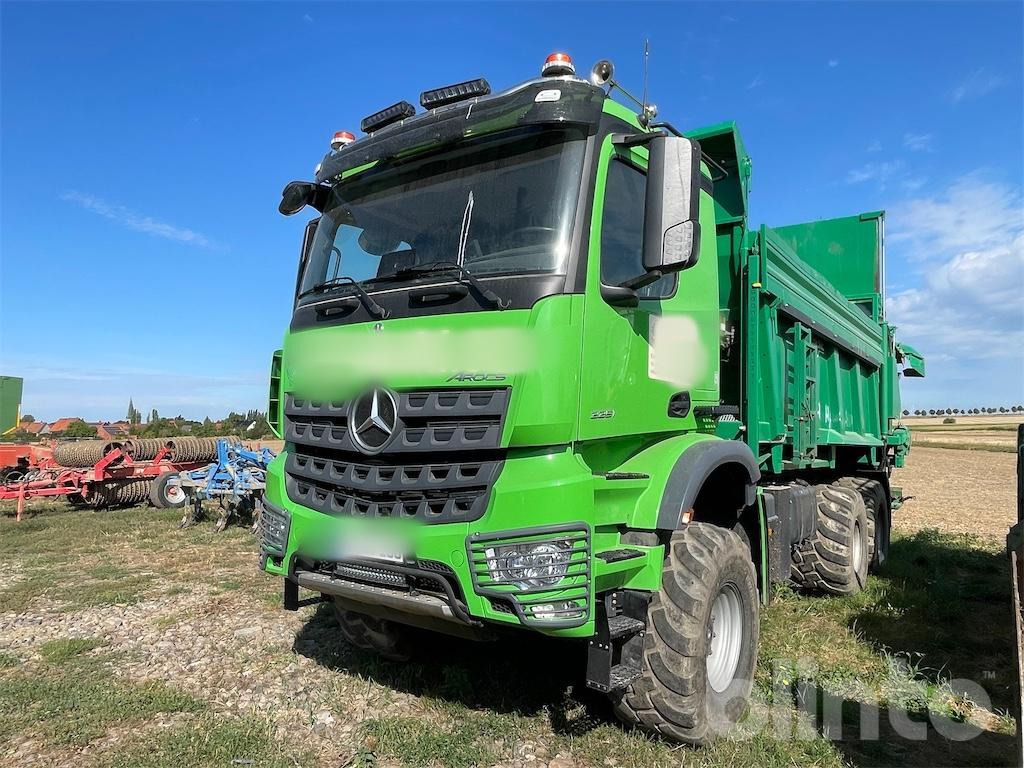 Mercedes Benz AROCS 3351 AK (2020) mit TEBBE Aufbau - Camión de basura: foto 1 Mercedes Benz AROCS 3351 AK (2020) mit TEBBE Aufbau - Camión de basura: foto 1