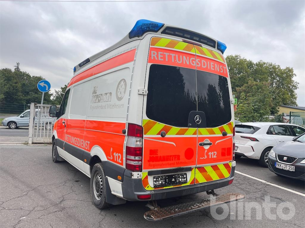 Mercedes Benz Sprinter 316D - Ambulancia: foto 4 Mercedes Benz Sprinter 316D - Ambulancia: foto 4