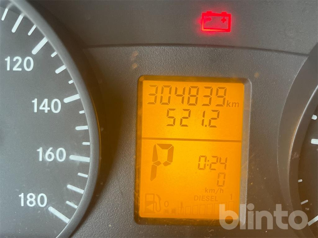 Mercedes Benz Sprinter 316D - Ambulancia: foto 5 Mercedes Benz Sprinter 316D - Ambulancia: foto 5