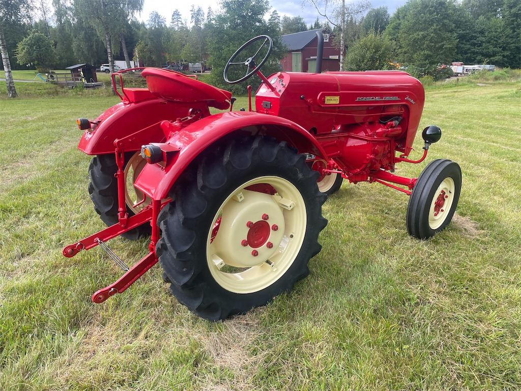 PORSCHE JUNIOR - Tractor: foto 3 PORSCHE JUNIOR - Tractor: foto 3