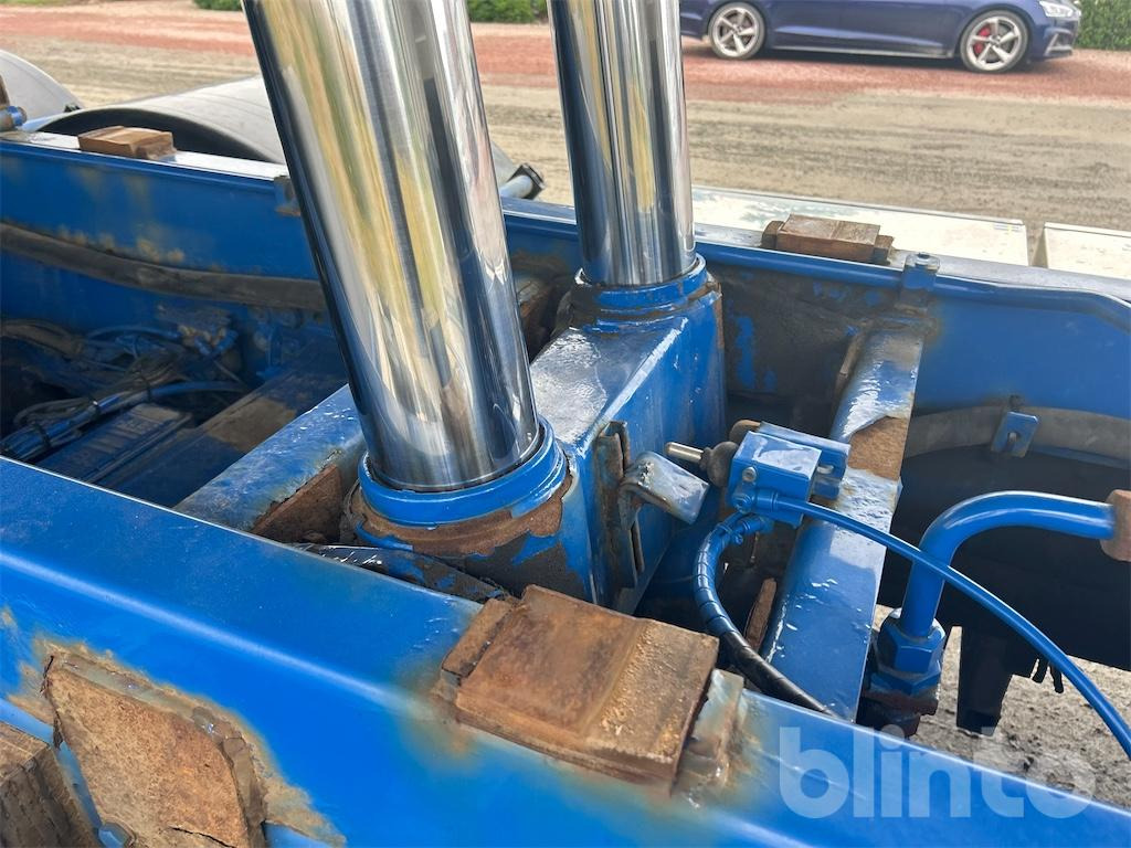 Camión volquete SCANIA R580LB6X2*4MNB  - Nybesiktigad: foto 38