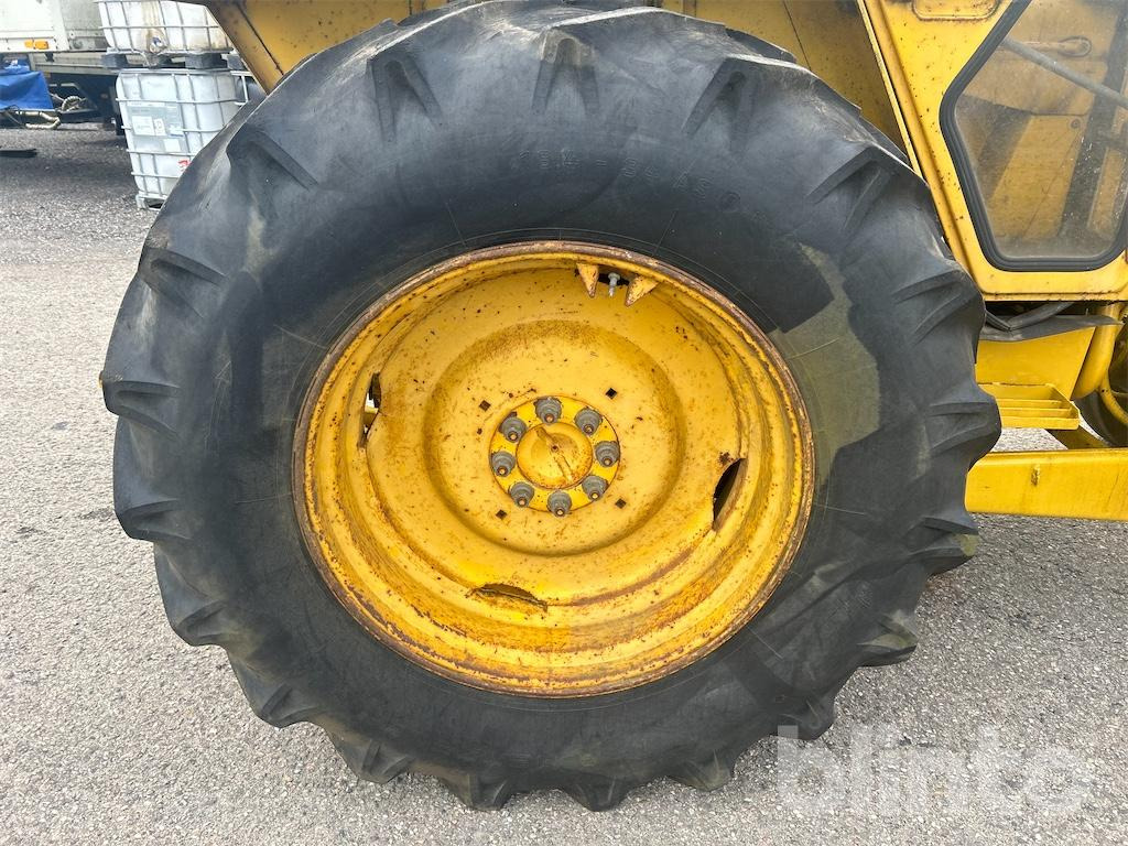 Tractor VOLVO BM-T650 I - Industritraktor - 4 Redskap: foto 50