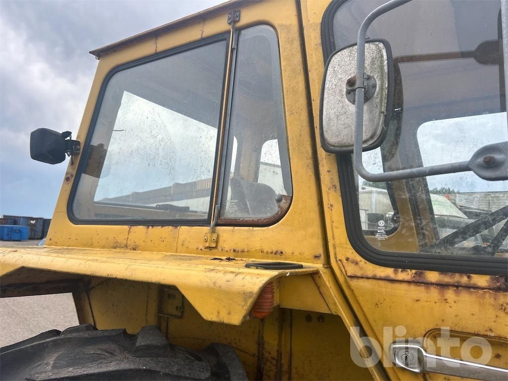 Tractor VOLVO BM-T650 I - Industritraktor - 4 Redskap: foto 47