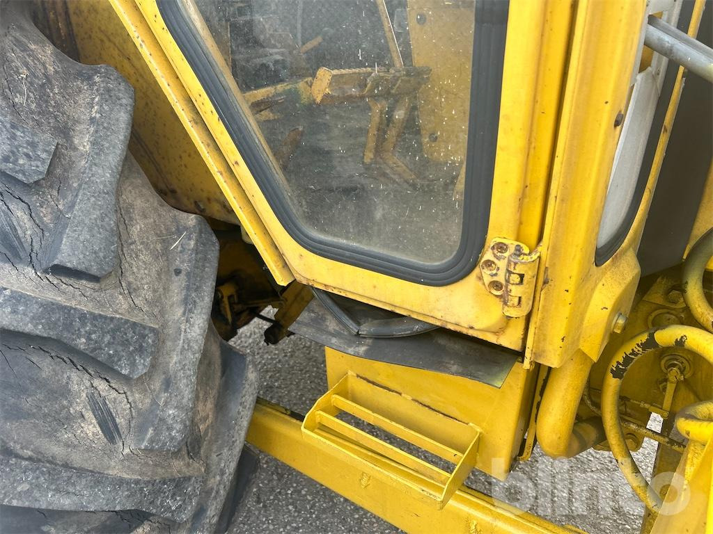 Tractor VOLVO BM-T650 I - Industritraktor - 4 Redskap: foto 45