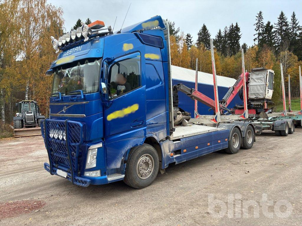 VOLVO FH 64R - Camión forestal, Camión grúa: foto 1 VOLVO FH 64R - Camión forestal, Camión grúa: foto 1