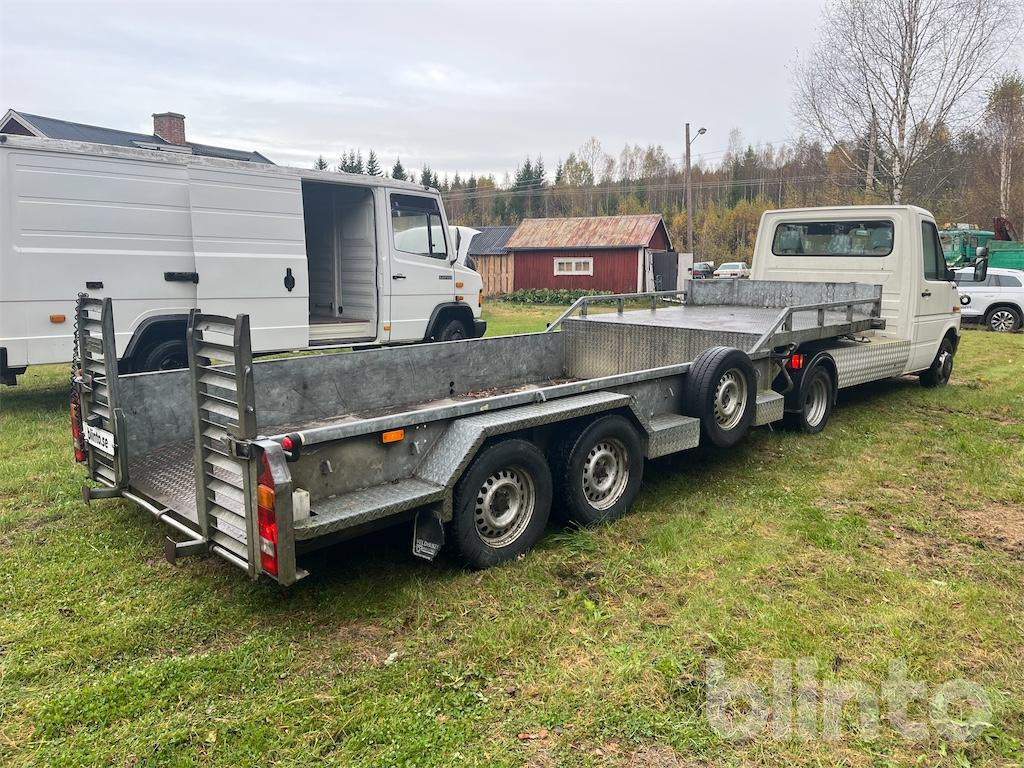 VW Transporter LT46 TDI - Cabeza tractora BE, Semirremolque portavehículos: foto 5 VW Transporter LT46 TDI - Cabeza tractora BE, Semirremolque portavehículos: foto 5