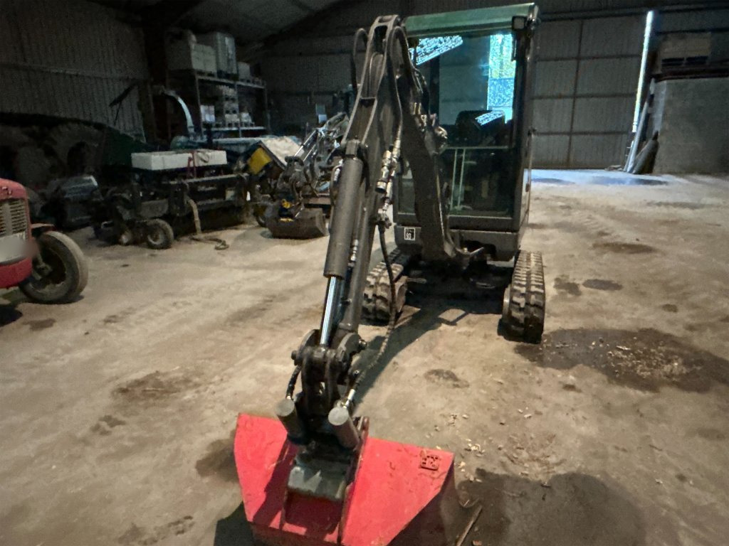 Volvo EC180c - Miniexcavadora: foto 2 Volvo EC180c - Miniexcavadora: foto 2