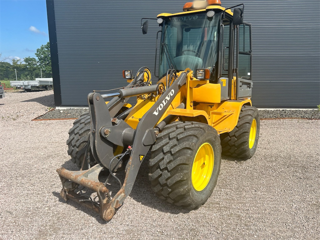 Volvo L30B Pro - 3 Redskap & Hjul - 1 Ägare - Cargadora de ruedas: foto 3 Volvo L30B Pro - 3 Redskap & Hjul - 1 Ägare - Cargadora de ruedas: foto 3