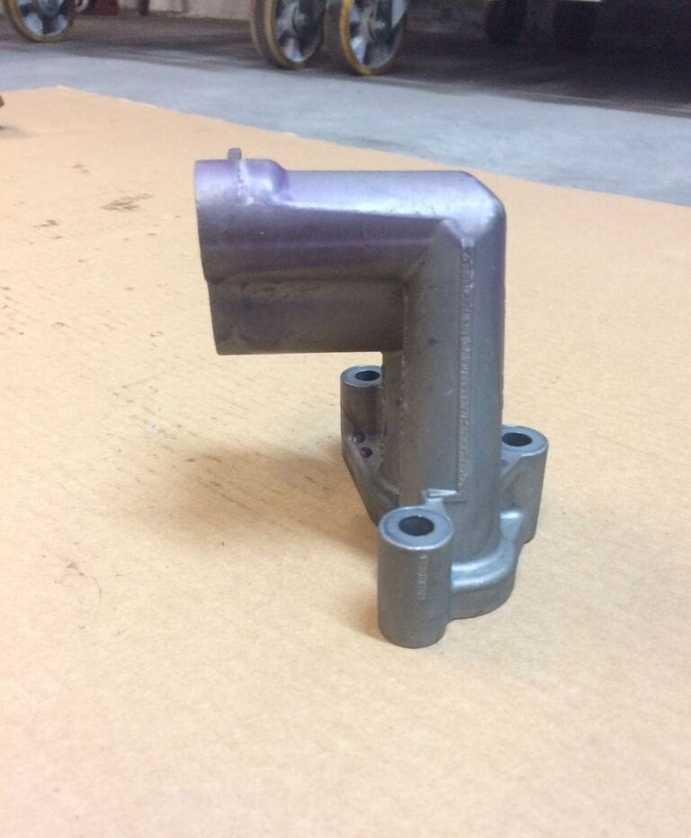 Motor y piezas para Camión MAN - FLANGIA DI COLLEGAMENTO MODULO OLIO MAN truck: foto 1