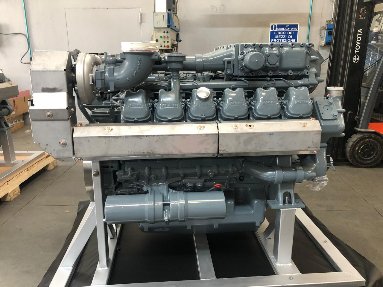MOTORE COMPLETO MAN D2842LE211 / D2842 LE211 - D2842LE201 / D2842 LE201 - Motor: foto 3 MOTORE COMPLETO MAN D2842LE211 / D2842 LE211 - D2842LE201 / D2842 LE201 - Motor: foto 3