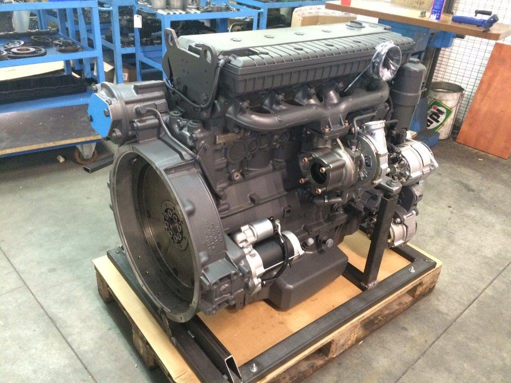 MOTORE COMPLETO MERCEDES OM906LA III/4 - Var. 906.961 BUS BMB - Motor para Autobús: foto 4 MOTORE COMPLETO MERCEDES OM906LA III/4 - Var. 906.961 BUS BMB - Motor para Autobús: foto 4