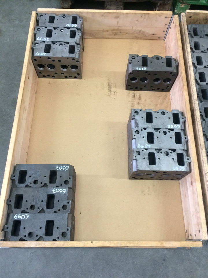 TESTATE MOTORI MAN D0824 / D0826 / D0834 / D0836 - Motor y piezas para Camión: foto 1 TESTATE MOTORI MAN D0824 / D0826 / D0834 / D0836 - Motor y piezas para Camión: foto 1