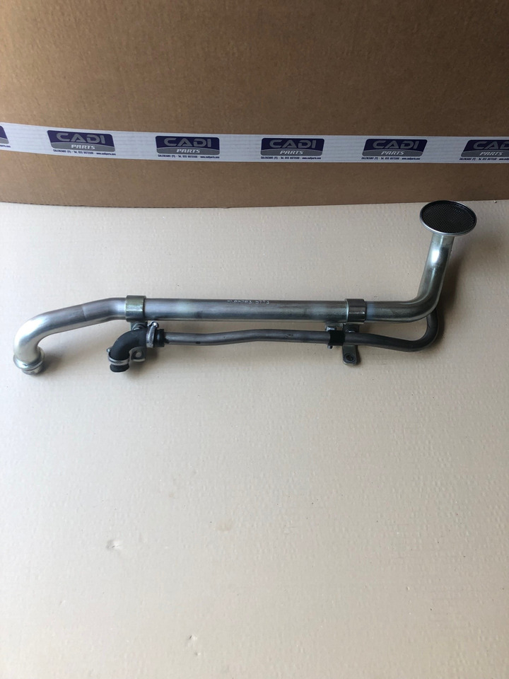 TUBO ASPIRAZIONE OLIO MAN 51057035773 - Motor y piezas para Camión: foto 1 TUBO ASPIRAZIONE OLIO MAN 51057035773 - Motor y piezas para Camión: foto 1