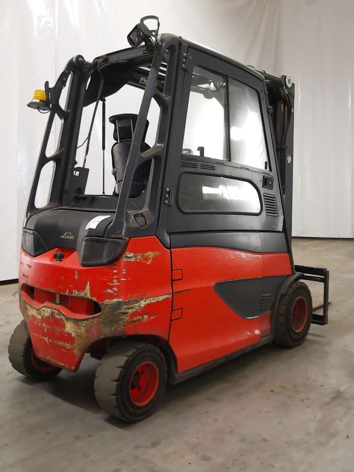 Linde E30HL-01/600 - Carretilla elevadora eléctrica: foto 2 Linde E30HL-01/600 - Carretilla elevadora eléctrica: foto 2