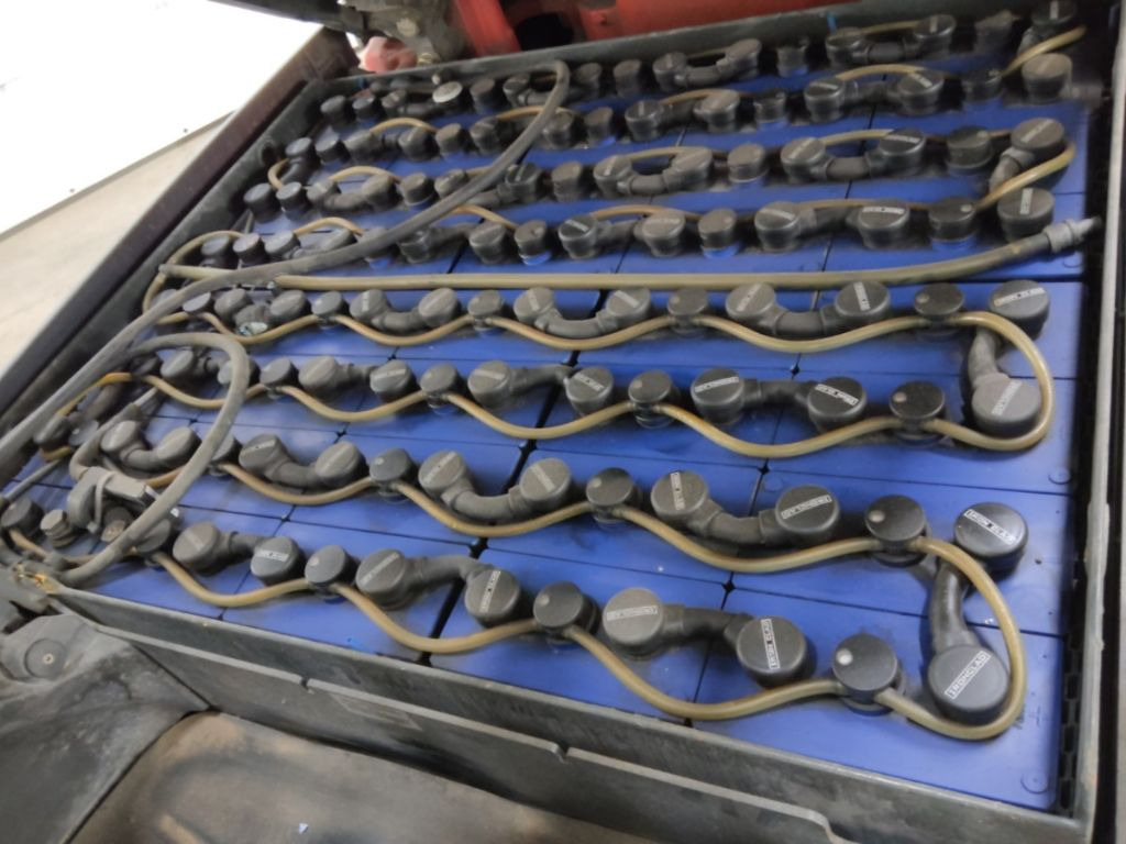 Linde E30L-01 - Carretilla elevadora eléctrica: foto 4 Linde E30L-01 - Carretilla elevadora eléctrica: foto 4