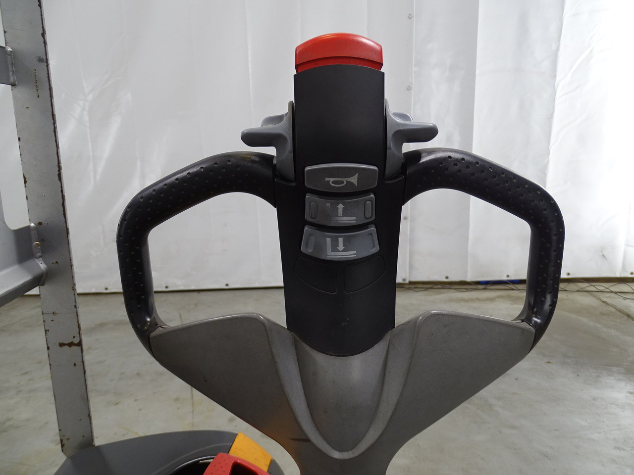 Still EXU16 - Transpaleta: foto 3 Still EXU16 - Transpaleta: foto 3