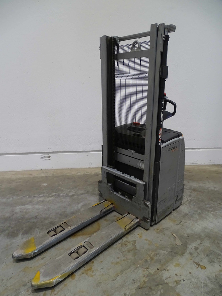 Still EXV16 - Apilador: foto 1 Still EXV16 - Apilador: foto 1