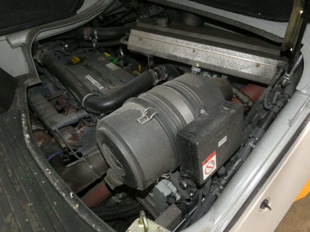 Still RX70-80/900 - Carretilla elevadora diésel: foto 4 Still RX70-80/900 - Carretilla elevadora diésel: foto 4