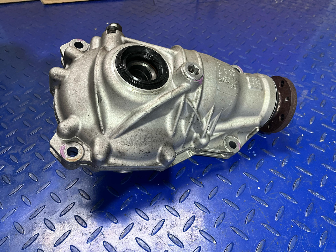 BMW Diferential Fata BMW 7600991 - Diferencial para Camión: foto 3 BMW Diferential Fata BMW 7600991 - Diferencial para Camión: foto 3