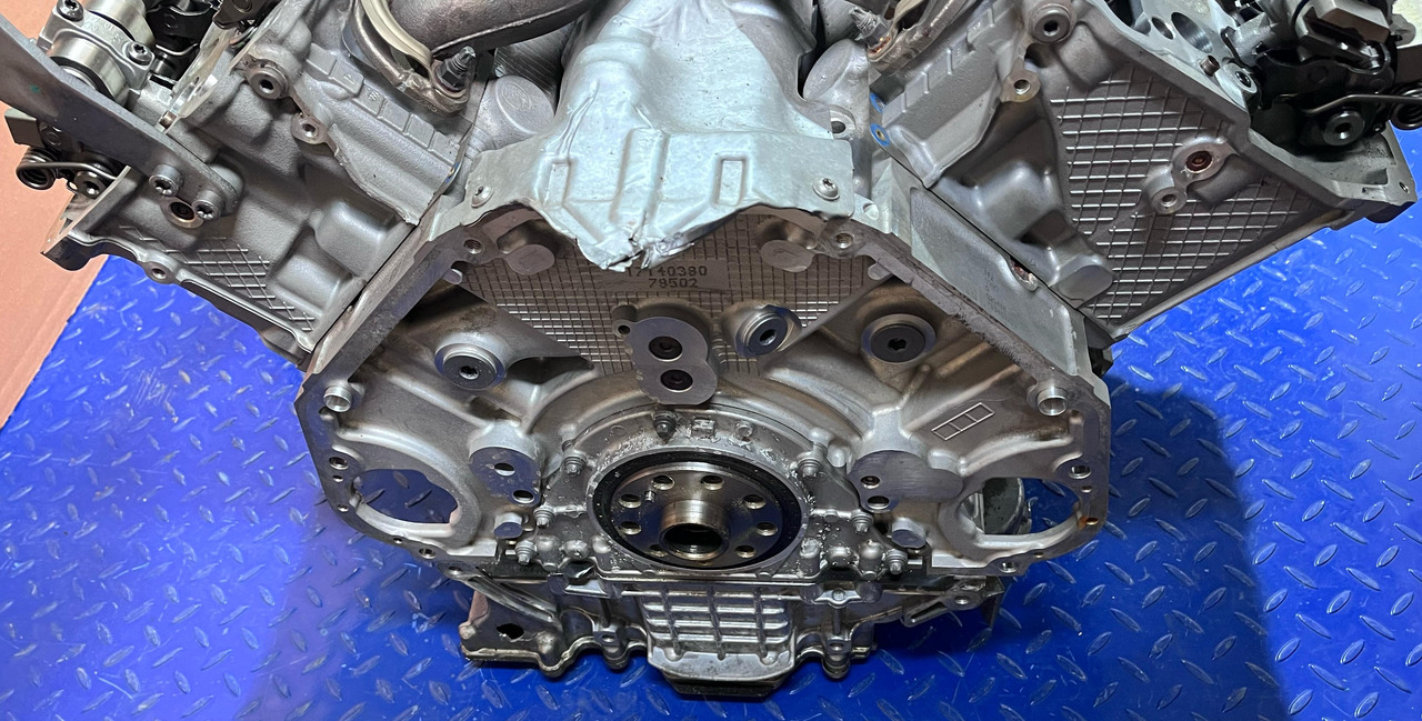 BMW Motor N63B44D Euro 6 - Motor y piezas para Otros maquinaria: foto 2 BMW Motor N63B44D Euro 6 - Motor y piezas para Otros maquinaria: foto 2