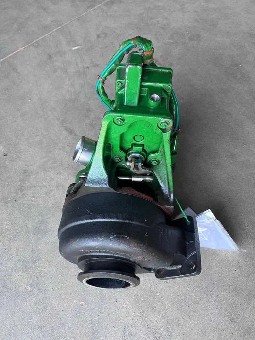 BorgWarner RE335688 - Turbocompresor para Pulverizador autopropulsado: foto 2 BorgWarner RE335688 - Turbocompresor para Pulverizador autopropulsado: foto 2