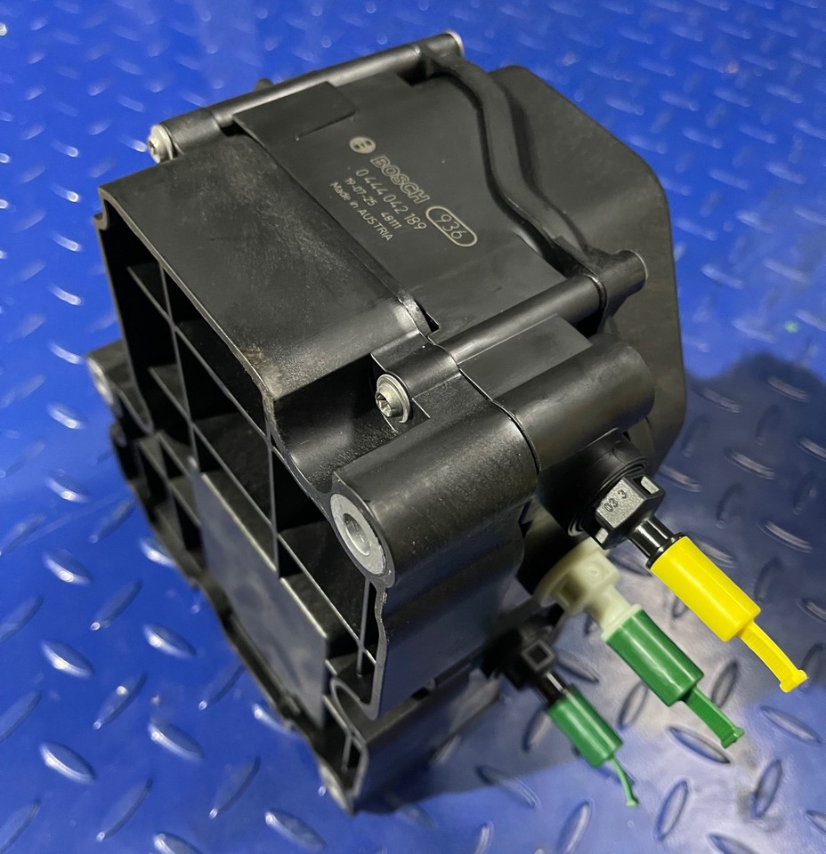 John Deere 8400 Harvester SCR Pump DZ111283 - Silenciador/ Sistema de escape para Cosechadora: foto 5 John Deere 8400 Harvester SCR Pump DZ111283 - Silenciador/ Sistema de escape para Cosechadora: foto 5