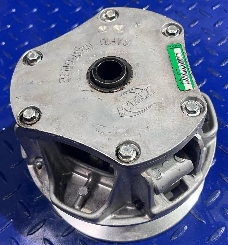 John Deere AM146949 - Embrague y piezas para Cosechadora de granos: foto 2 John Deere AM146949 - Embrague y piezas para Cosechadora de granos: foto 2