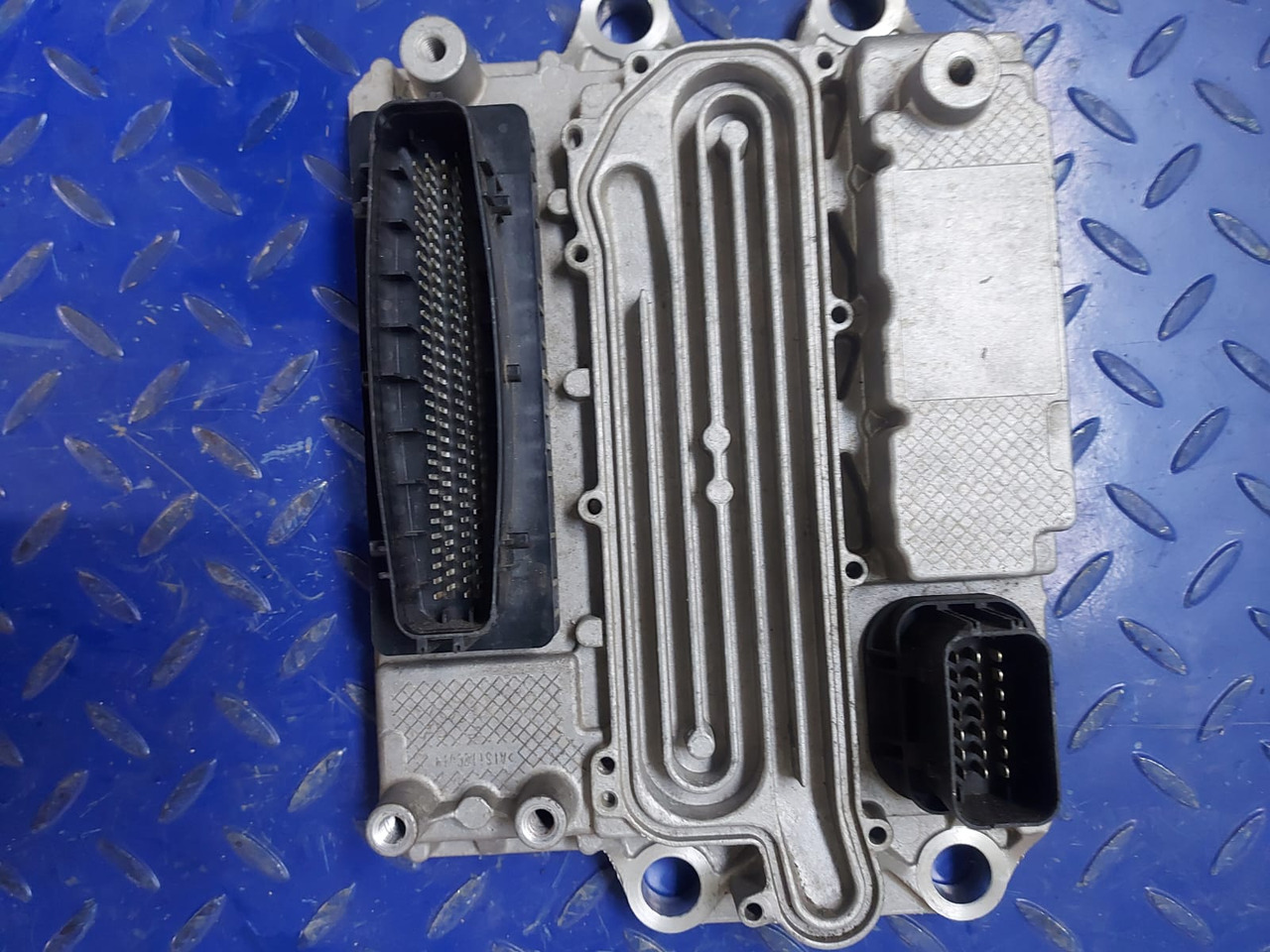 MERCEDES-BENZ ACTROS,AROCS A00044649954 - Unidad de control para Camión: foto 1 MERCEDES-BENZ ACTROS,AROCS A00044649954 - Unidad de control para Camión: foto 1