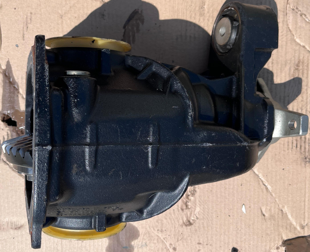 MERCEDES-BENZ Mercedes Benz Rear Axle Differential A1663510605 - Diferencial: foto 1 MERCEDES-BENZ Mercedes Benz Rear Axle Differential A1663510605 - Diferencial: foto 1