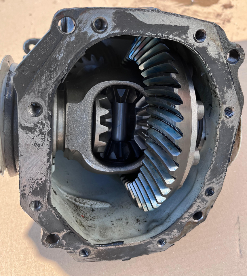 MERCEDES-BENZ S Class CL SL Rear Differential W216 A2163504600 AMG - Diferencial: foto 4 MERCEDES-BENZ S Class CL SL Rear Differential W216 A2163504600 AMG - Diferencial: foto 4