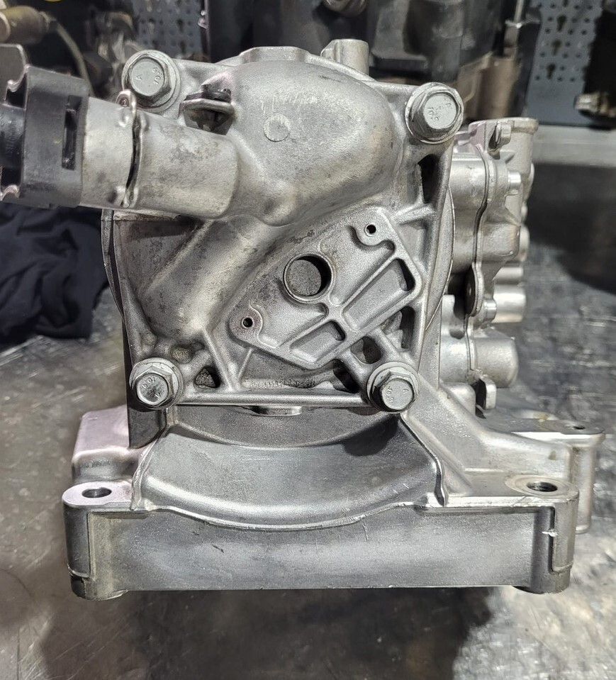 Mercedes Actros Fuel Filter Housing A4710909352 - Filtro de combustible para Camión: foto 2 Mercedes Actros Fuel Filter Housing A4710909352 - Filtro de combustible para Camión: foto 2