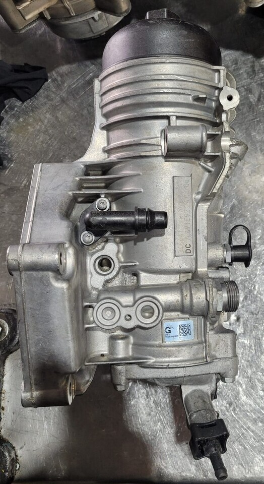 Mercedes Actros Fuel Filter Housing A4710909352 - Filtro de combustible para Camión: foto 1 Mercedes Actros Fuel Filter Housing A4710909352 - Filtro de combustible para Camión: foto 1