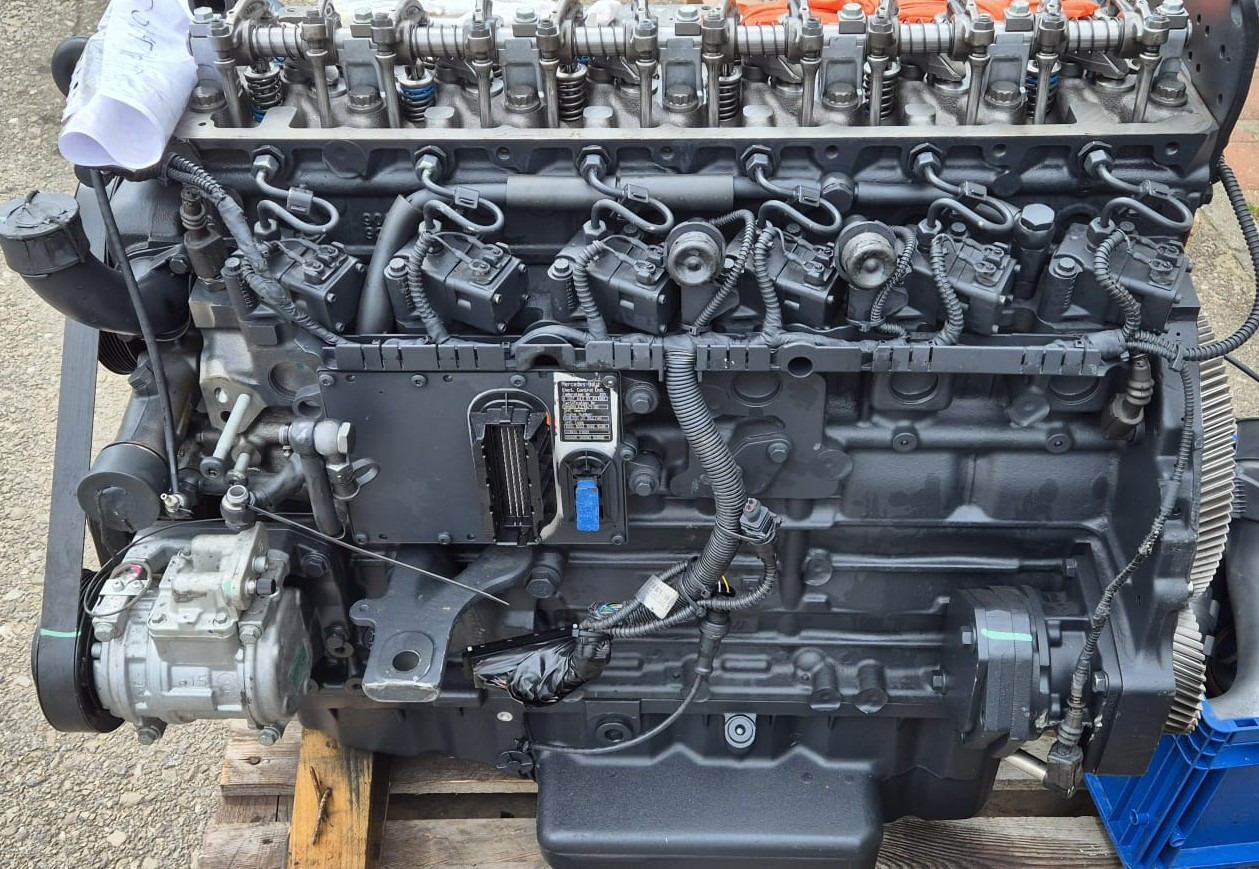 Mercedes Inturo OM926 engine - Piezas de recambio para Autobús: foto 3 Mercedes Inturo OM926 engine - Piezas de recambio para Autobús: foto 3