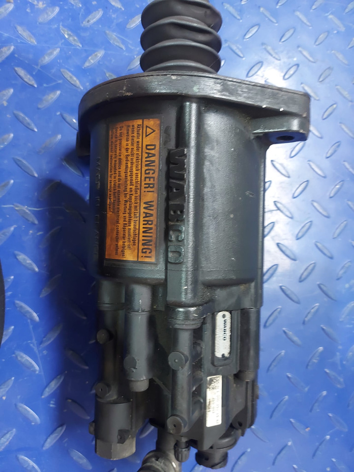 WABCO 9701500080 FUSO (MITSUBISHI)MX912186 MERCEDES-BENZA0002501562 - Embrague y piezas para Camión: foto 3 WABCO 9701500080 FUSO (MITSUBISHI)MX912186 MERCEDES-BENZA0002501562 - Embrague y piezas para Camión: foto 3