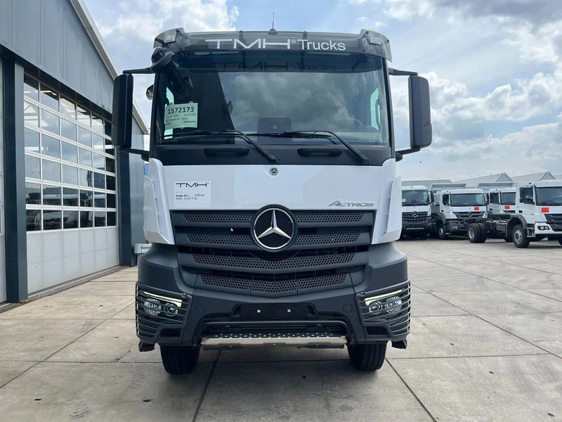 Mercedes-Benz Actros 3348 S 6x4 Tractor Head - Cabeza tractora: foto 2 Mercedes-Benz Actros 3348 S 6x4 Tractor Head - Cabeza tractora: foto 2