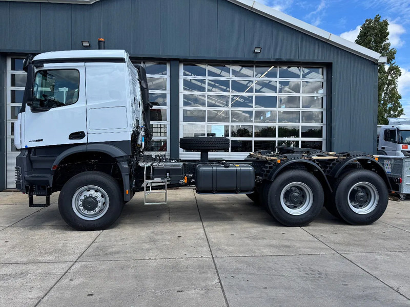 Mercedes-Benz Arocs 4058 AS 6x6 Tractor Head 180T Push Pull EURO-3 - Cabeza tractora: foto 1 Mercedes-Benz Arocs 4058 AS 6x6 Tractor Head 180T Push Pull EURO-3 - Cabeza tractora: foto 1
