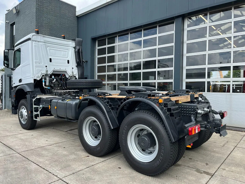 Mercedes-Benz Arocs 4058 AS 6x6 Tractor Head 180T Push Pull (Pre order) - Cabeza tractora: foto 3 Mercedes-Benz Arocs 4058 AS 6x6 Tractor Head 180T Push Pull (Pre order) - Cabeza tractora: foto 3