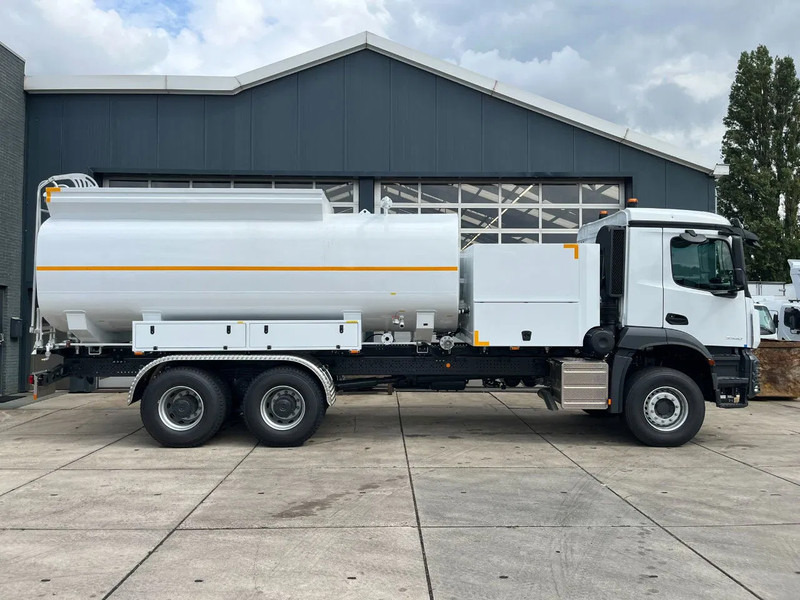 Camión cisterna nuevo Mercedes-Benz Arocs 3340 6x4 Water Tank Truck: foto 6
