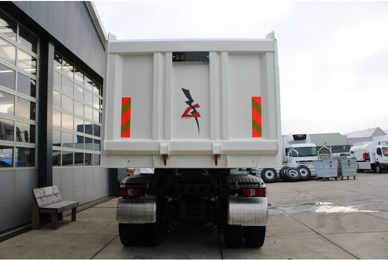 Leasing de Mercedes-Benz Axor 3344 K 6x4 Tipper Truck Mercedes-Benz Axor 3344 K 6x4 Tipper Truck: foto 6 Leasing de Mercedes-Benz Axor 3344 K 6x4 Tipper Truck Mercedes-Benz Axor 3344 K 6x4 Tipper Truck: foto 6