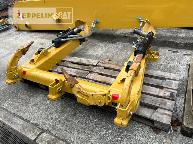 Cat 3-Zahn Heckaufreißer - Escarificador para Maquinaria de construcción: foto 1 Cat 3-Zahn Heckaufreißer - Escarificador para Maquinaria de construcción: foto 1