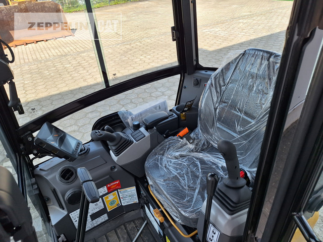 Miniexcavadora Cat 301.8-05A: foto 13