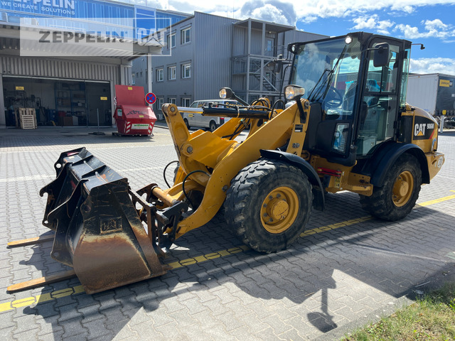 Cargadora de ruedas Cat 906M: foto 1